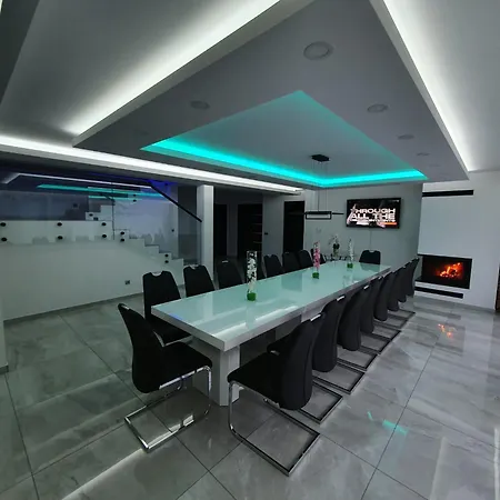 مزرعة للإقامة Jura Paradise *